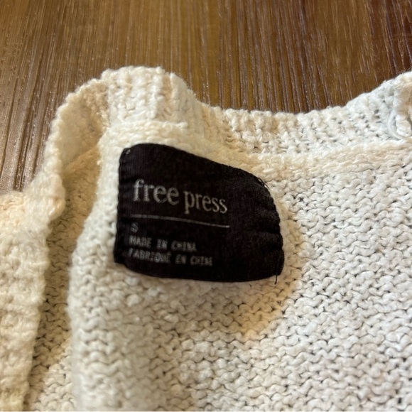Free Press white sweater long sleeve top size small - Picture 2 of 5